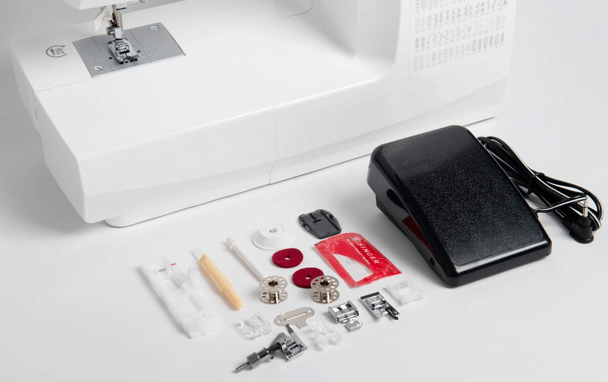 Singer Haute Couture F527C Machine à coudre électronique Professionnelle, 80 points, utilitaires, élastiques, décoratifs, Facile pour Débutants Electrique Portable, Maison