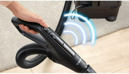 Bosch Electroménager Série 6, BGS41POW1, aspirateur traîneau sans Sac, capacité de 2,4L, variateur de Puissance à la poignée, Rayon d'action de 10 m, Niveau sonore 72 DB, Noir