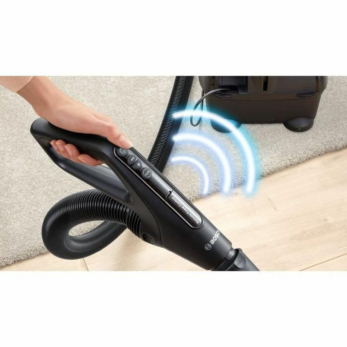 Bosch Electroménager Série 6, BGS41POW1, aspirateur traîneau sans Sac, capacité de 2,4L, variateur de Puissance à la poignée, Rayon d'action de 10 m, Niveau sonore 72 DB, Noir