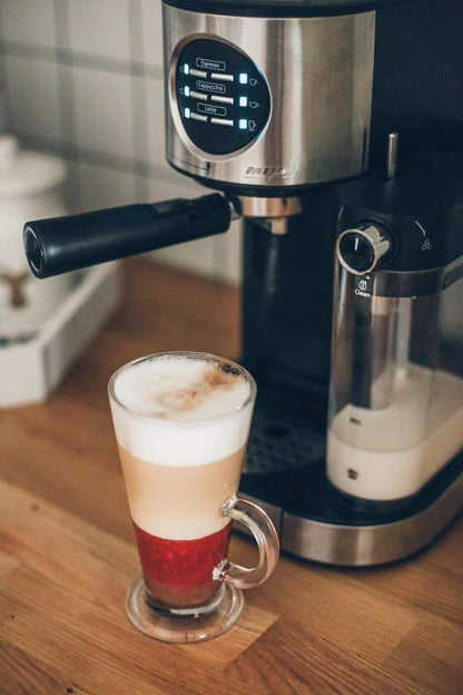MPM MKW-07M Cafetière expresso 15 bars pour café expresso et cappuccino, réservoir chauffant lait 0,7 litres, chauffe tasses, finition acier inoxydabl