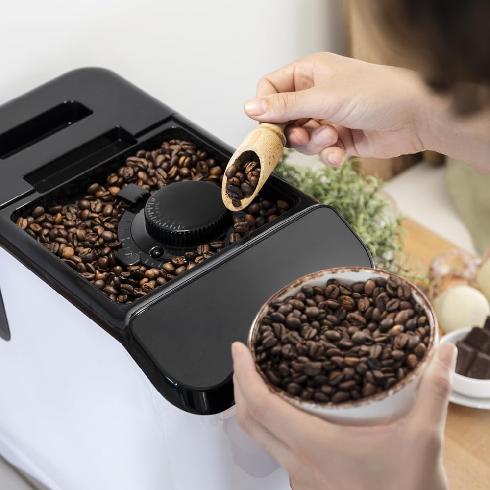 Cecotec Cafetière Superautomatique Cremmaet Macchia White. 1350 W, Thermoblock, Pompe à Pression de 19 bars, Système Plug&Play, Réservoir de Café avec Moulin Intégré, Nettoyage Automatique
