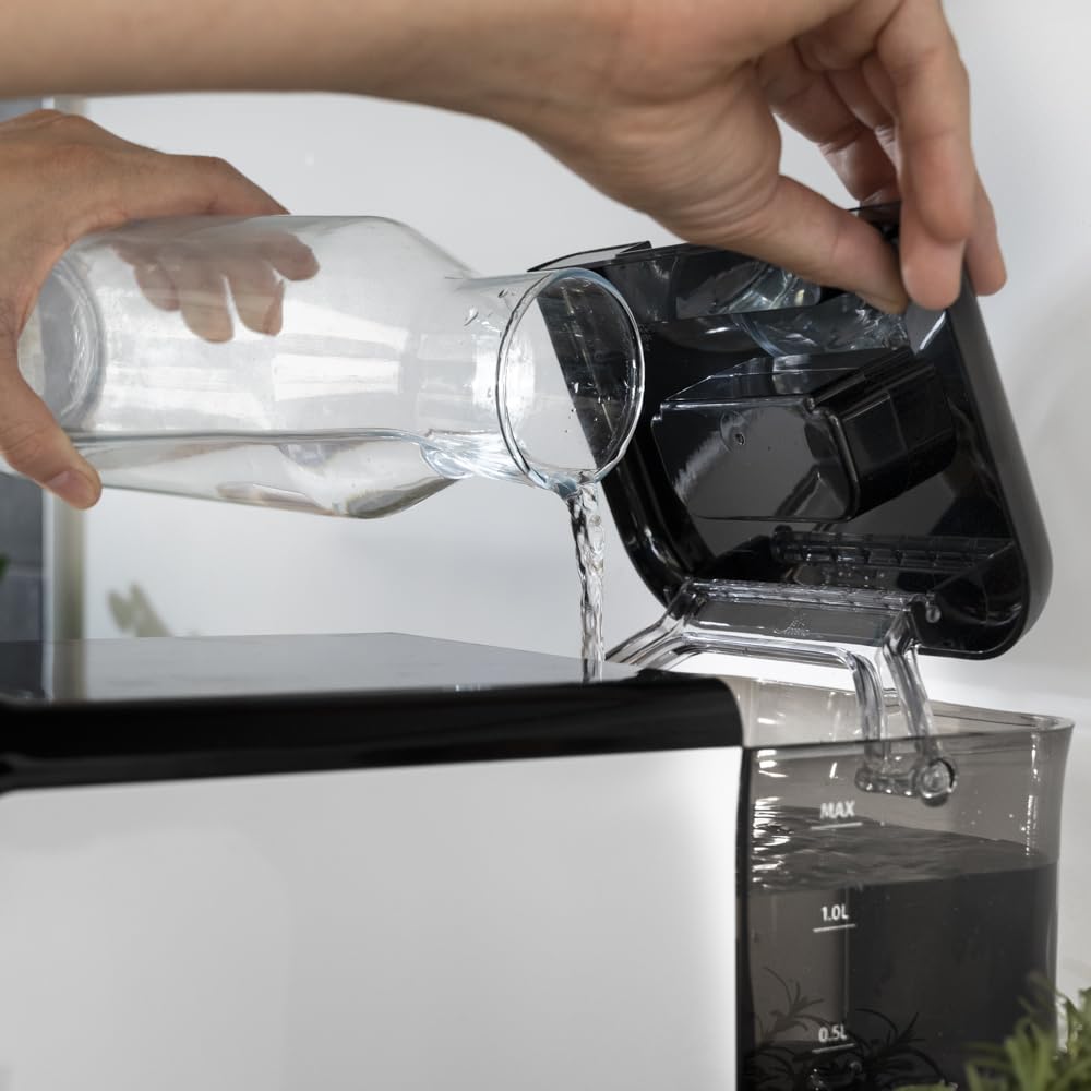 Cecotec Cafetière Superautomatique Cremmaet Macchia White. 1350 W, Thermoblock, Pompe à Pression de 19 bars, Système Plug&Play, Réservoir de Café avec Moulin Intégré, Nettoyage Automatique