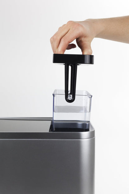 CASO Café Crema One - Machine à café automatique design, système de chauffage innovant, broyeur conique extra-silencieux en acier inoxydable, pour espresso, cappuccino, latte macchiato, etc.