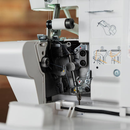 Cecotec Machine à Coudre Bellecouture Overlock, Vitesse 1100 tr/min, Pression du Pied-De-Biche Réglable, Entraînement Différentiel, Fonctions de Point à 4 Fils et Kit d'Accessoires