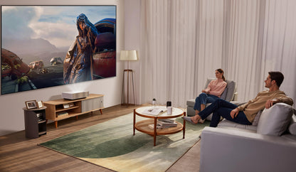 LG CineBeam Vidéoprojecteur Laser HU715QW Home Cinema 2500 Lumen, 4K UHD 2160p, Projection Entre 80"~120", LG Smart webOS 6.0, Bluetooth Audio, Haut-parleurs intégrés (2x20W)