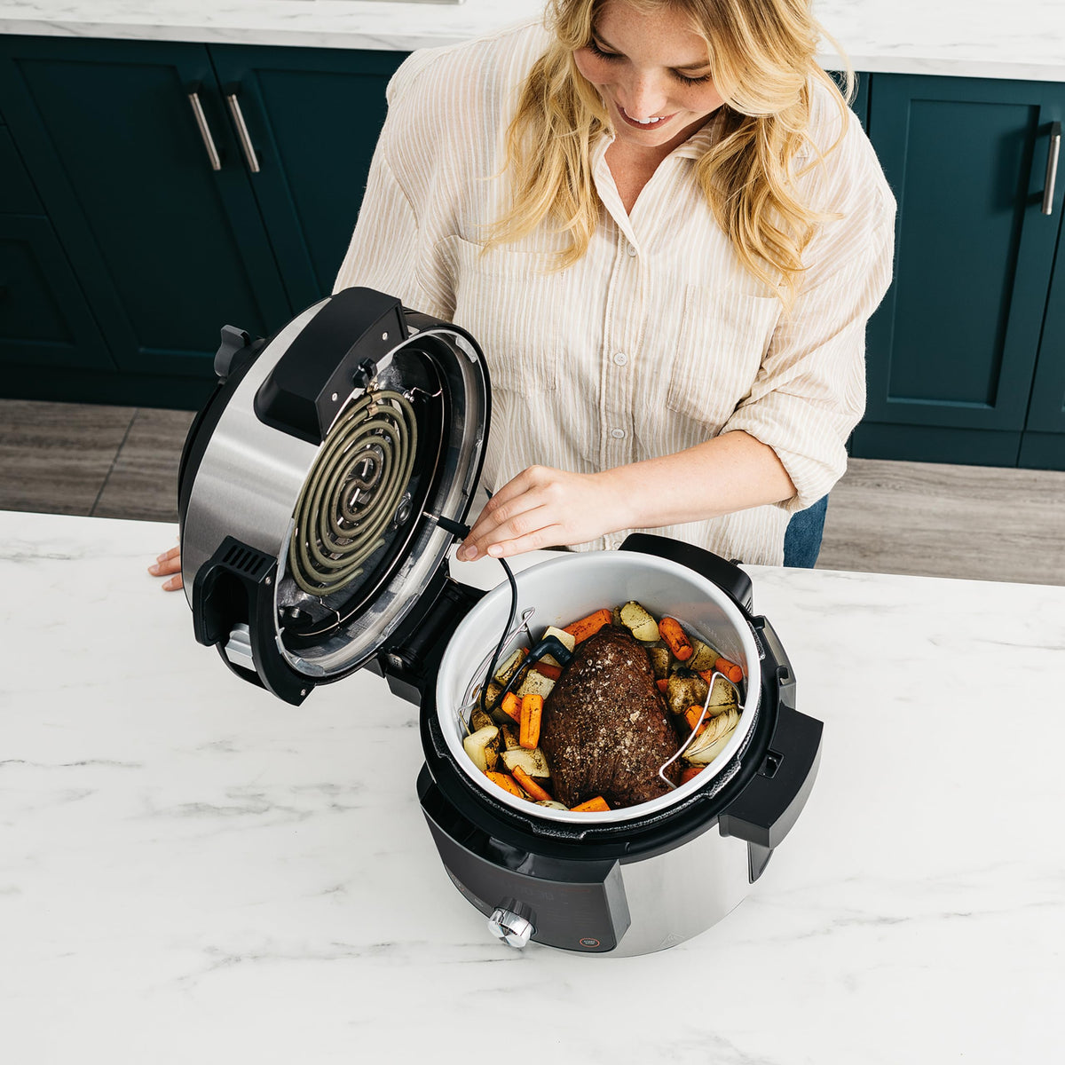 Ninja Multicuiseur Foodi MAX Air Fryer, Smart Lid, 14 fonctions de cuisson, 7.5L, Autocuiseur, Cuisson sous pression, Friture à l'air, Cuisson lente, Grill et plus, Acier inoxydable, OL750EU