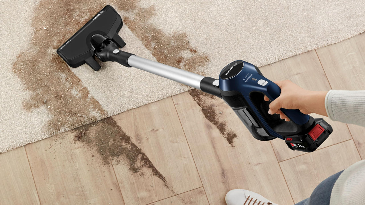 Bosch Electroménager Unlimited 6, BBS611MAT, aspirateur balai sans fil rechargeable, autonomie de 30 min, brosse motorisée, batterie Power for All, accessoires inclus, bleu
