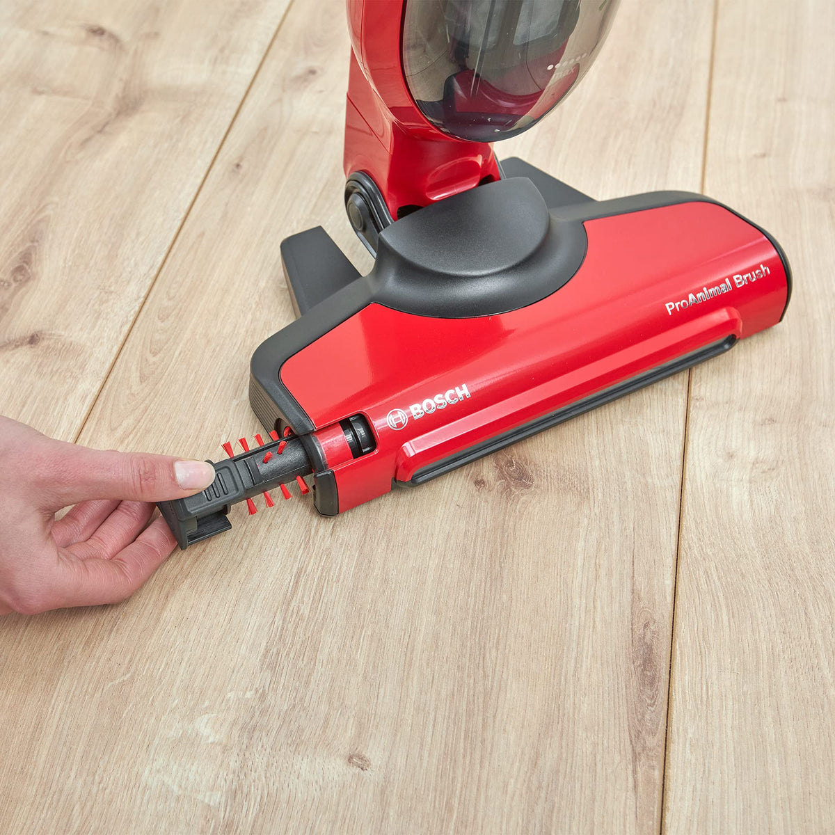 Bosch Electroménager Série 4, BBH3ZOO28, aspirateur Balai 2en1 Flexxo ProAnimal, Multifonction, Rechargeable, autonomie de 55 Min, 2 Vitesses, Accessoires Inclus, 28Vmax, Rouge
