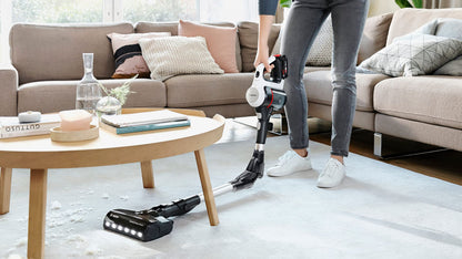 Bosch Electroménager Unlimited 7, BBS711W, aspirateur Balai, autonomie de 40 Min, Brosse motorisée avec éclairage LED, Batterie 3.0 Ah Power for All, Tube Flexible, Poids léger, Accessoires, Blanc