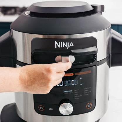 Ninja Multicuiseur Foodi MAX Air Fryer, Smart Lid, 14 fonctions de cuisson, 7.5L, Autocuiseur, Cuisson sous pression, Friture à l'air, Cuisson lente, Grill et plus, Acier inoxydable, OL750EU