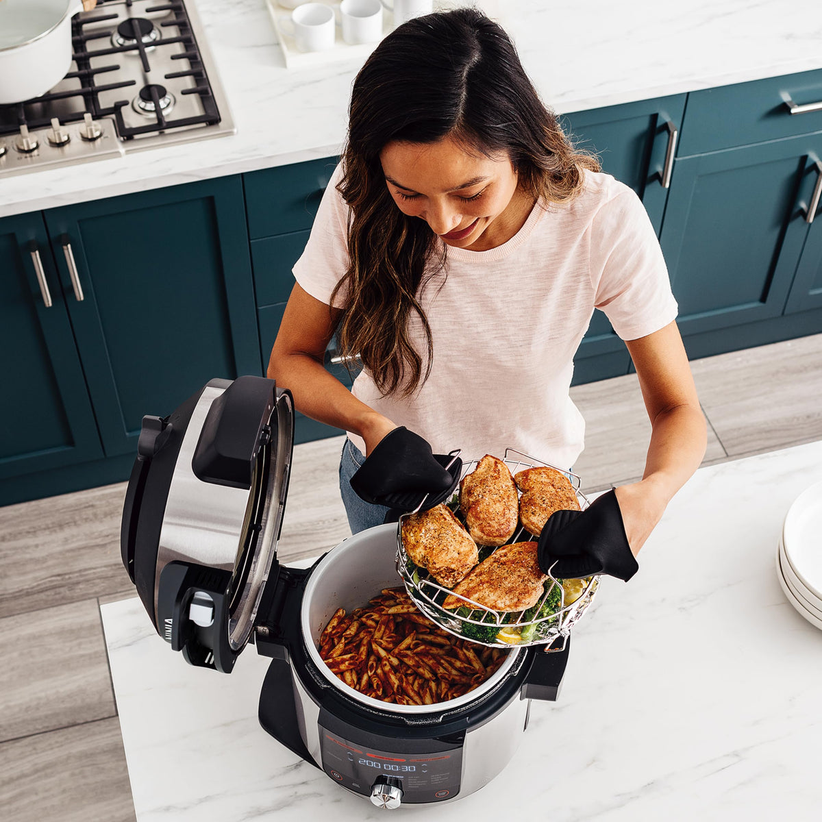 Ninja Multicuiseur Foodi MAX Air Fryer, Smart Lid, 14 fonctions de cuisson, 7.5L, Autocuiseur, Cuisson sous pression, Friture à l'air, Cuisson lente, Grill et plus, Acier inoxydable, OL750EU