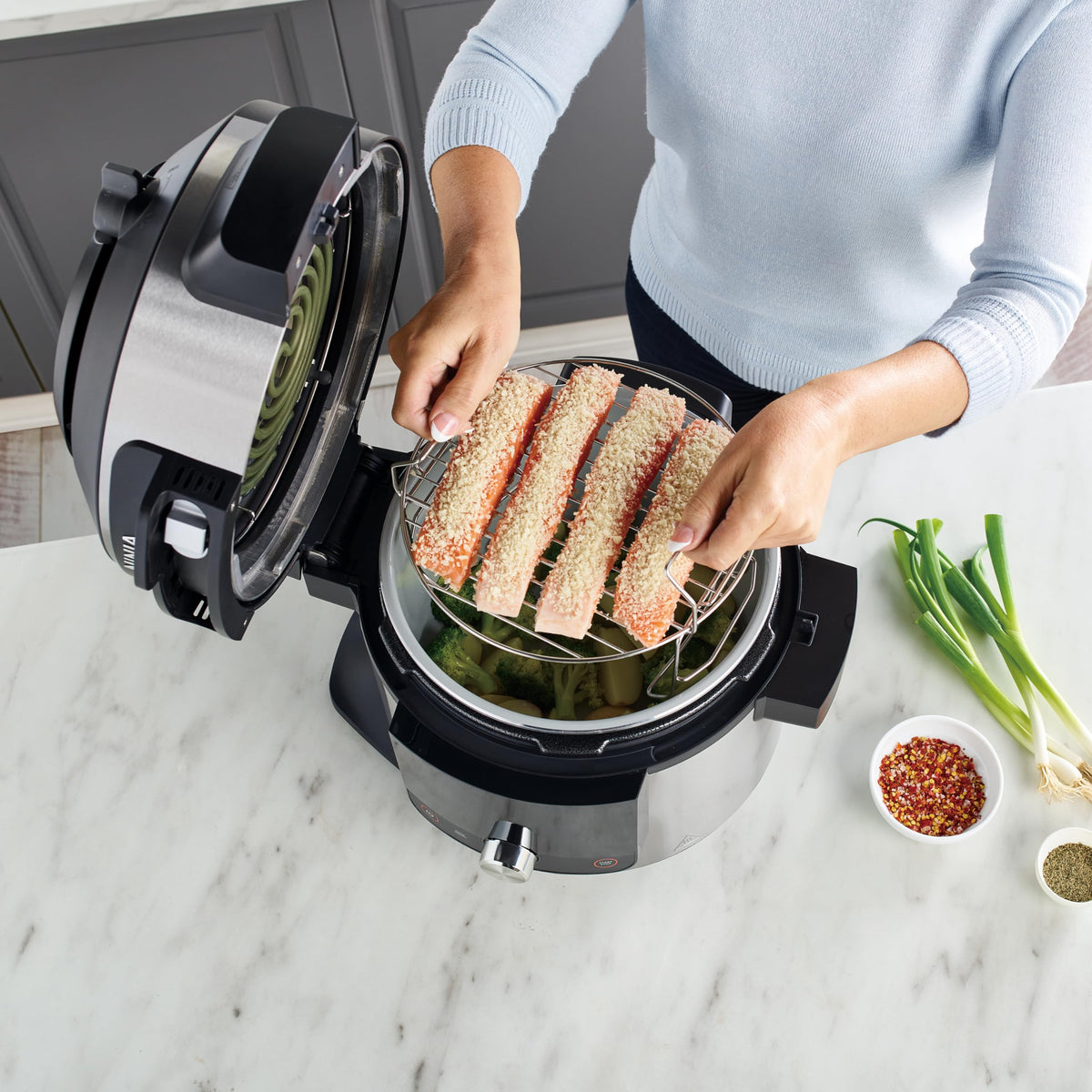 Ninja Multicuiseur Foodi MAX Air Fryer, Smart Lid, 14 fonctions de cuisson, 7.5L, Autocuiseur, Cuisson sous pression, Friture à l'air, Cuisson lente, Grill et plus, Acier inoxydable, OL750EU
